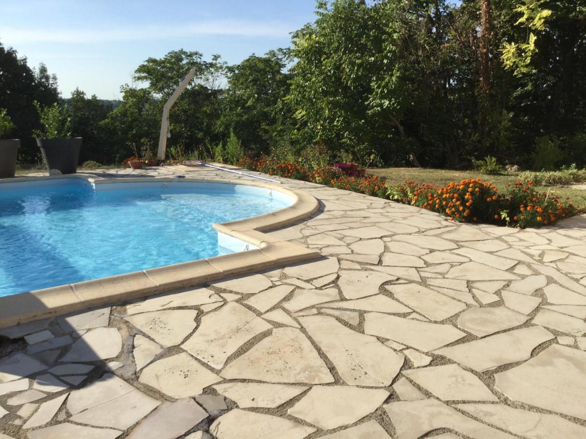 Chez Patricia Bed & Breakfast Castelnau-Montratier Exterior foto